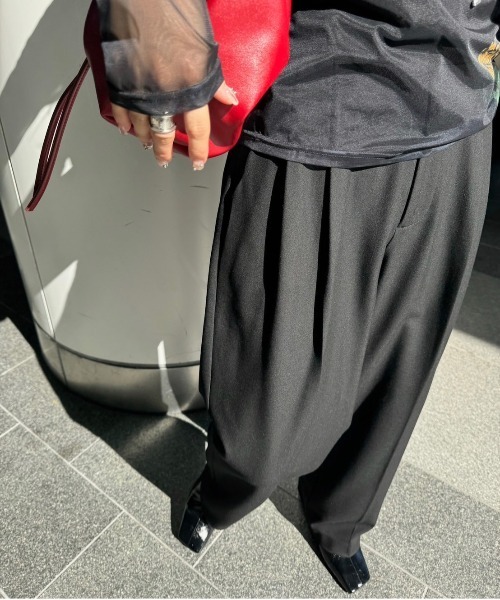 Ameri(アメリ)の「WARM FLEECE LINING STRAIGHT PANTS(その他パンツ・レディース・ブラック/レッド/ブラウン・MEDIUM/SMALL)」の6枚目の写真