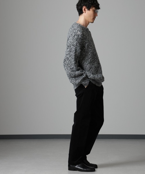 NANO universe(ナノユニバース)の「タックテーパードコーデュロイパンツ(その他パンツ・メンズ・ブラック/ブラウン/アイボリー・S/M/L/XL)」の7枚目の写真