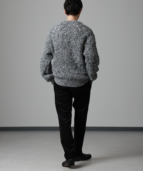 NANO universe(ナノユニバース)の「タックテーパードコーデュロイパンツ(その他パンツ・メンズ・ブラック/ブラウン/アイボリー・S/M/L/XL)」の5枚目の写真