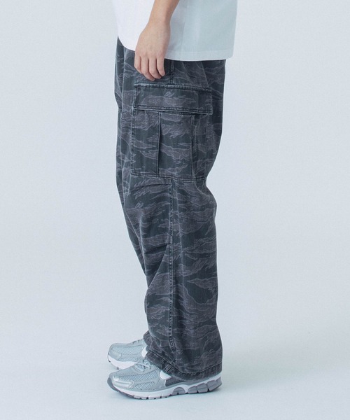 TIGER CAMO CARGO PANTS（カーゴパンツ）｜XLARGE（エクストララージ