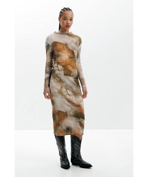 Desigual（デシグアル）の「VESTHORSE ワンピースロングスリーブ（ワンピース・レディース・ブラウン・S/M/L/XL/XS）」の2枚目の写真