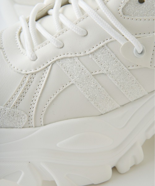 OLIVE des OLIVE(オリーブデオリーブ)の「オーガンリボン付き厚底スニーカー(その他シューズ・レディース・ホワイト/ブラック/サックスブルー・SMALL/MEDIUM/LARGE)」の5枚目の写真