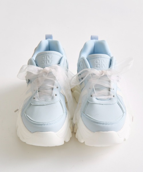 OLIVE des OLIVE(オリーブデオリーブ)の「オーガンリボン付き厚底スニーカー(その他シューズ・レディース・ホワイト/ブラック/サックスブルー・SMALL/MEDIUM/LARGE)」の8枚目の写真