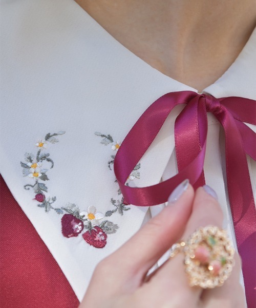axes femme（アクシーズファム）の「ストロベリー刺繍ワンピース（ワンピース・レディース・ネイビー/レッド/クリーム・FREE）」の7枚目の写真
