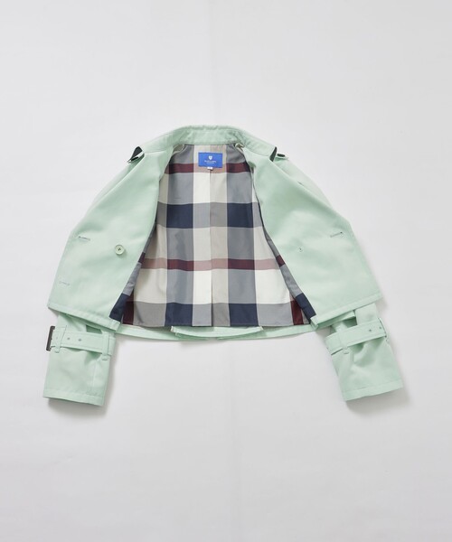 BLUE LABEL CRESTBRIDGE(ブルーレーベルクレストブリッジ)の「ショートトレンチコート(トレンチコート・レディース・ダークネイビー/グリーン/ベージュ/レッド・40/38/36)」の6枚目の写真
