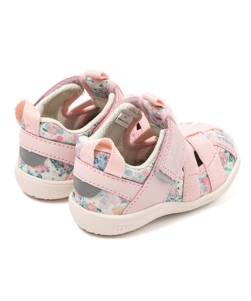 IFME（イフミー）の「BABY｜ifme CALIN 水彩花柄ウォーターシューズ（サンダル・キッズ・ピンク/グリーン/パープル・12.5cm/13.0cm/14.0cm/15.0cm/14.5cm/13.5cm/12.0cm）」の4枚目の写真