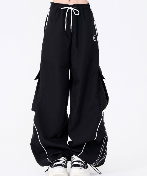 LETee(レティー)の「ワイドレッグパンツ/足長効果◎股下長め◎ポケット有(その他パンツ・レディース・ブラック・FREE)」の1枚目の写真