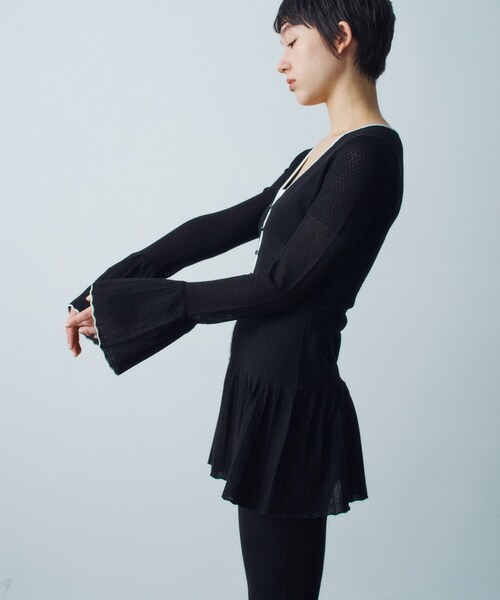 CODE A（コードエー）の「◆lace tunic cardigan（カーディガン/ボレロ・レディース・オフホワイト/ブラック・00）」の4枚目の写真
