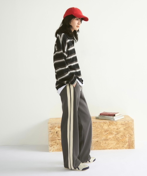 MERLOT(メルロー)の「マルチボーダーラガーシャツ(ポロシャツ・レディース・オフホワイト/ブラック・FREE)」の13枚目の写真