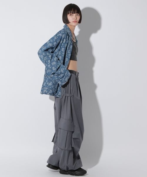 Anui(アニュイ)の「【UNISEX】フラワージャガードデニムジャケット(テーラードジャケット・レディース・ブルー/ブラック・MEDIUM)」の20枚目の写真