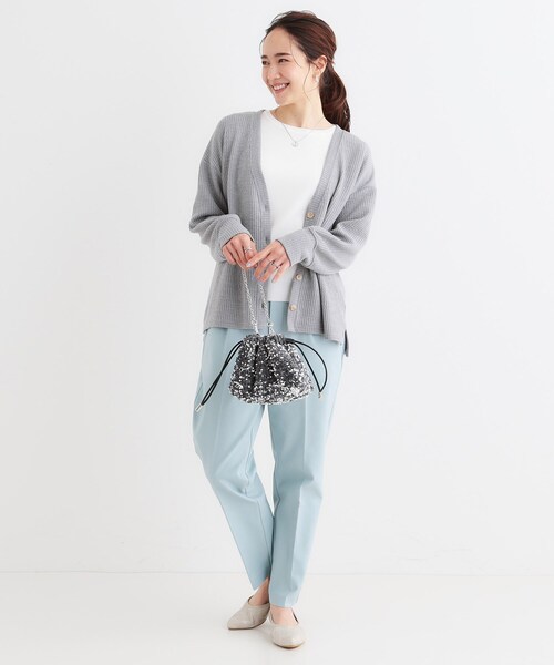 SHOO・LA・RUE（シューラルー）の「【S-LL】柔らかさが癖になる 凹凸Vネックカーディガン（カーディガン/ボレロ・レディース・グリーン系/オレンジ系/ベージュ/グレー・01/02/03/04）」の13枚目の写真