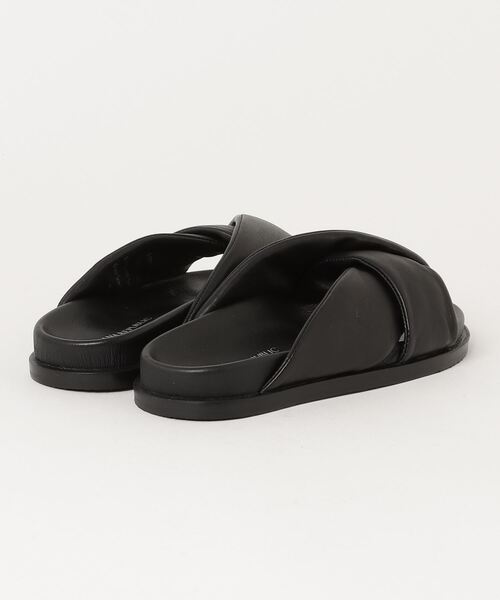 Banana Republic（バナナリパブリック）の「レザーノットスライドサンダル（サンダル・レディース・ブラック・6/7/8/5.5/6.5/7.5）」の2枚目の写真