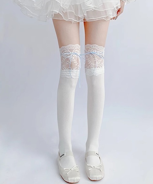 c.u.l（シーユーエル）の「フラワーレース リボン ニーハイソックス レースソックス cula1128（ソックス/靴下・レディース・ホワイト系その他2/ホワイト/ホワイト系その他・FREE）」の2枚目の写真