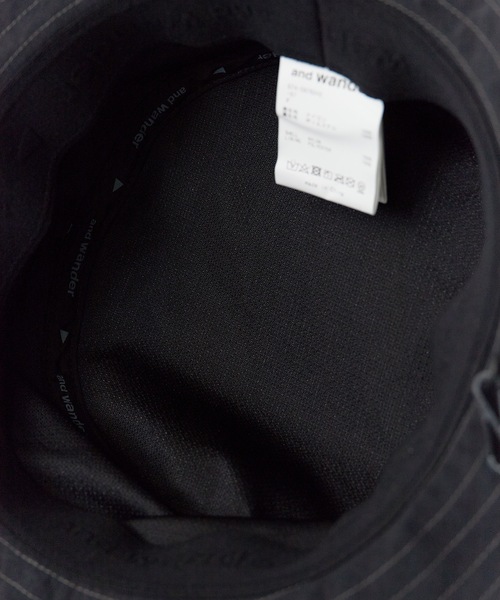and wander（アンドワンダー）の「and wander/アンドワンダー JQ tape hat バケットハット（ハット・メンズ・ブラック・FREE）」の12枚目の写真