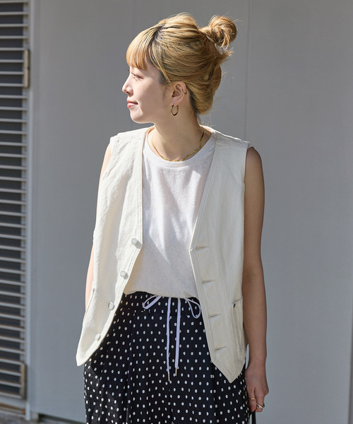 B.C STOCK(ベーセーストック)の「DU JOUR/デュ ジュール RIDING JEAN VEST(ベスト・レディース・ホワイト/ネイビー・FREE)」の9枚目の写真