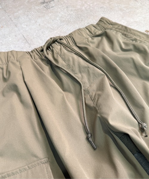 CALIFORNIA OUTFITTERS(カリフォルニア アウトフィッターズ)の「3D4 ワイドシルエット カーゴパンツ(カーゴパンツ・メンズ・ブラック/オリーブ/ブラウン・XL)」の13枚目の写真