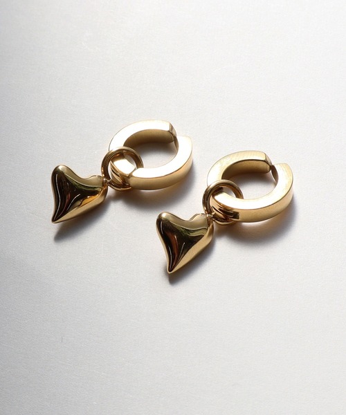 VATSURICA(バツリカ)の「〈VATSURICA〉金属アレルギー対応 / サージカルステンレス / ハート フープ ワンタッチイヤリング(イヤリング・レディース・ゴールド/シルバー・FREE)」の5枚目の写真