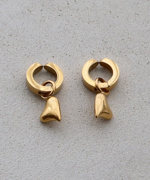 VATSURICA(バツリカ)の「〈VATSURICA〉金属アレルギー対応 / サージカルステンレス / ハート フープ ワンタッチイヤリング(イヤリング・レディース・ゴールド/シルバー・FREE)」の9枚目の写真