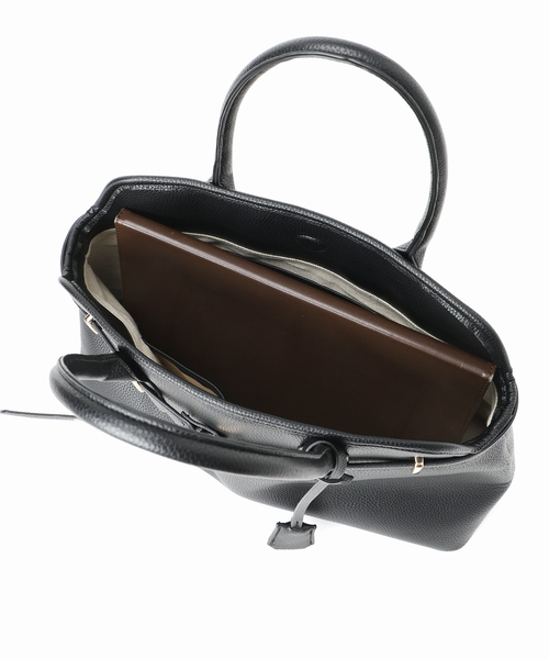 SLOBE IENA（スローブイエナ）の「《WEB限定/追加》SLOBE BELT TOTE BAG（トートバッグ・レディース・ブラック/キャメル・FREE）」の11枚目の写真