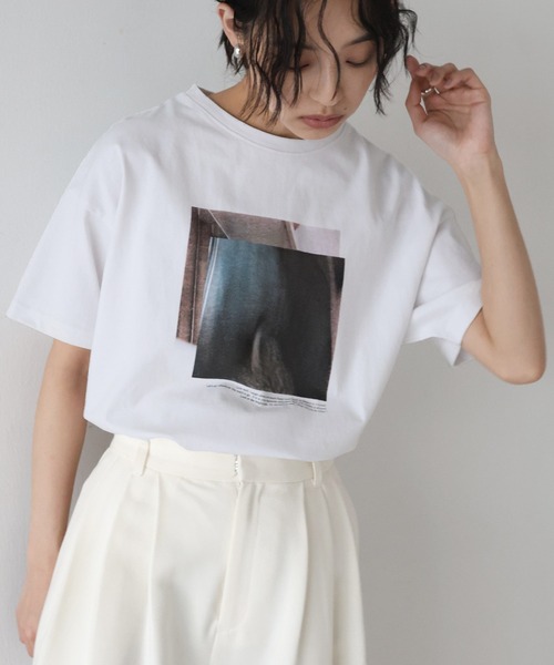 hellam（へラム）の「アソートプリントTシャツ（Tシャツ/カットソー・レディース・ホワイト×イエロー/ホワイト×ブラック/ホワイト×グレー/ベージュ/ホワイト×ブルー/ホワイト×グリーン・FREE）」の2枚目の写真