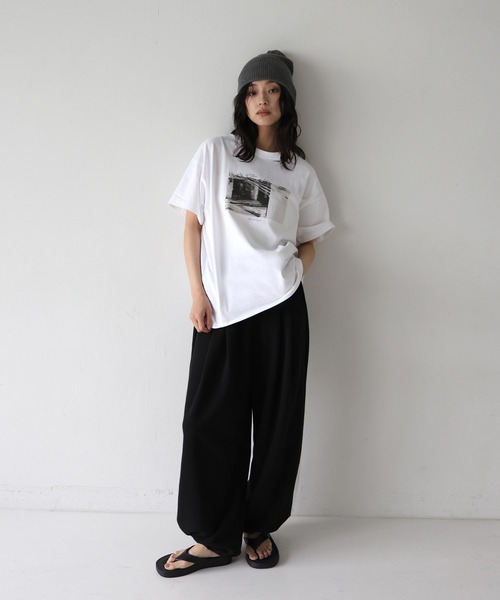 hellam（へラム）の「アソートプリントTシャツ（Tシャツ/カットソー・レディース・ホワイト×イエロー/ホワイト×ブラック/ホワイト×グレー/ベージュ/ホワイト×ブルー/ホワイト×グリーン・FREE）」の13枚目の写真