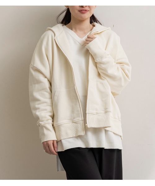 SETENS（セテンス）の「【ZOZO限定発売】【SETENS/セテンス】ジップアップスウェットパーカー（パーカー・レディース・ホワイト/ライトベージュ/チャコールグレー・F）」の4枚目の写真
