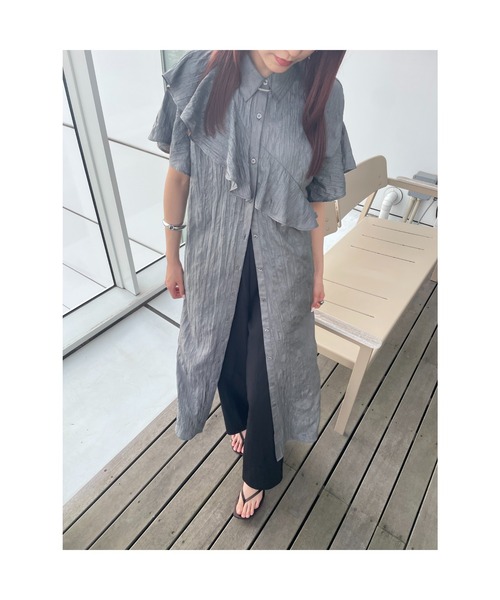 cloenc（クロエンス）の「【手洗い可】フリルワッシャーワンピース（ワンピース・レディース・ブラック/ダークグレー・02/01）」の5枚目の写真