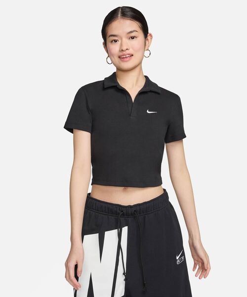 NIKE(ナイキ)の「ナイキ スポーツウェア エッセンシャル ウィメンズ ショートスリーブ ポロ トップ / Nike Sportswear Essential Women's Short-Sleeve Polo Top DV7885-010 Black(ポロシャツ・レディース・ブラック・L/M/S/XL/XS)」の7枚目の写真