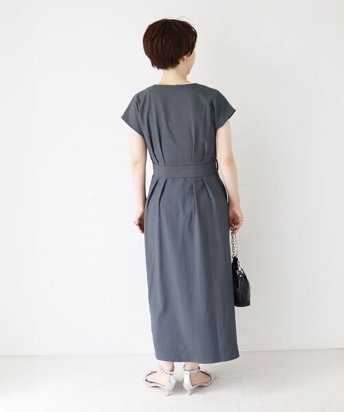 WEB限定アイテム》リネンライクフロントボタンワンピース
