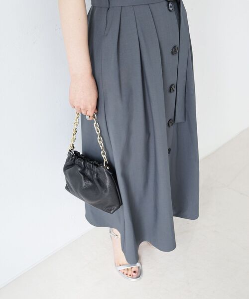 le.coeur blanc（ルクールブラン）の「《WEB限定アイテム》リネンライクフロントボタンワンピース（ワンピース・レディース・ベージュ/モカ/ブラック/チャコールグレー・36/38）」の17枚目の写真