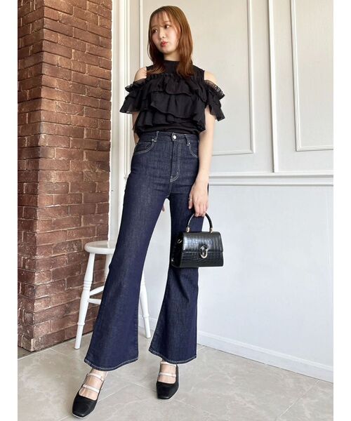 dazzlin(ダズリン)の「【骨格ウェーブ向け】フレアデニムパンツ(デニムパンツ・レディース・ブラック/インディゴブルー/ブルー・MEDIUM/SMALL/X-SMALL)」の6枚目の写真