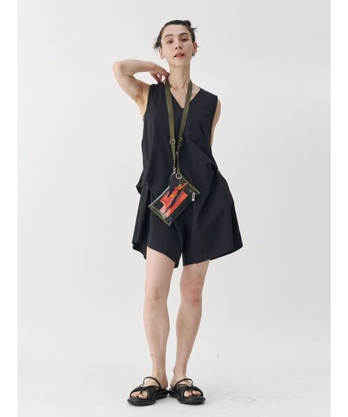 UN3D.（アンスリード）の「PVC MULTI WALLET / ピーブイシーマルチウォレット（財布・レディース・ホワイト/ブラック/ブルー/カーキ・FREE）」の10枚目の写真