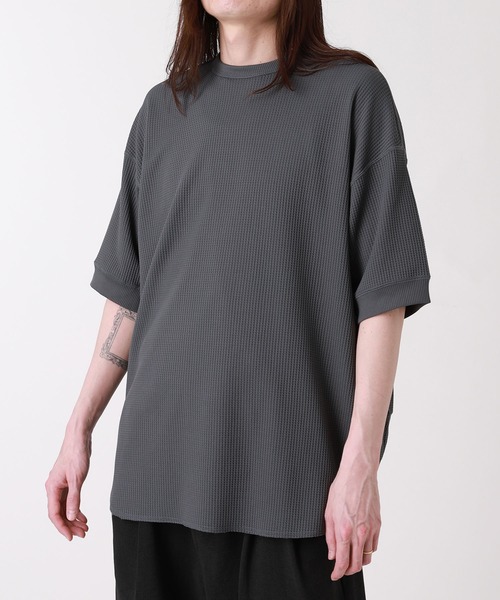 DAIWA PIER39(ダイワピア39)の「DAIWA PIER39 TECH THERMAL CREW S/S BE-33025(Tシャツ/カットソー・メンズ・ブラック/チャコールグレー/オフホワイト・SMALL/MEDIUM/LARGE/X-LARGE)」の3枚目の写真