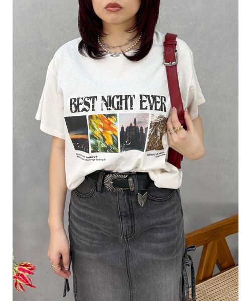 EVRIS（エヴリス）の「フロントフォトBIG Tシャツ（Tシャツ/カットソー・レディース・ブラック/ホワイト/レッド・FREE）」の2枚目の写真