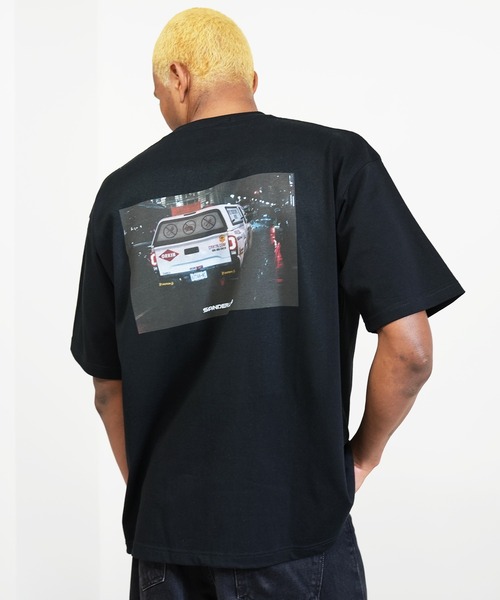 BASIS(ベイシス)の「SANDER LAND 9.1ozマグナムウェイト Night Signals バックプリント ビッグシルエット 半袖Tシャツ(Tシャツ/カットソー・メンズ・ブラック/ホワイト・MEDIUM/LARGE/X-LARGE)」の2枚目の写真