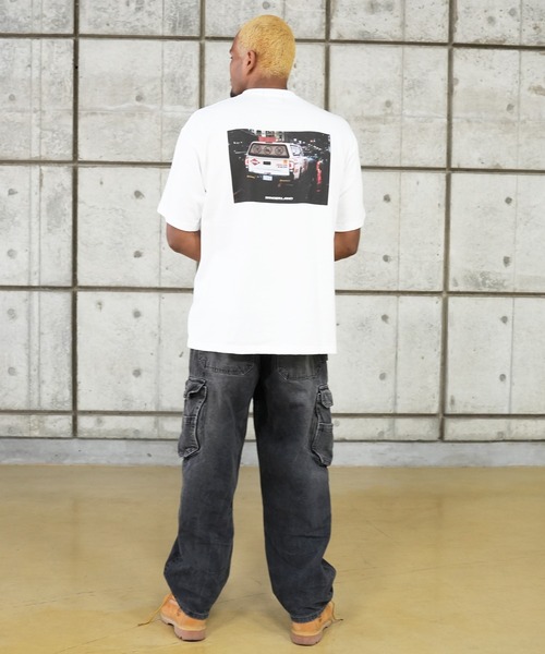 BASIS(ベイシス)の「SANDER LAND 9.1ozマグナムウェイト Night Signals バックプリント ビッグシルエット 半袖Tシャツ(Tシャツ/カットソー・メンズ・ブラック/ホワイト・MEDIUM/LARGE/X-LARGE)」の15枚目の写真