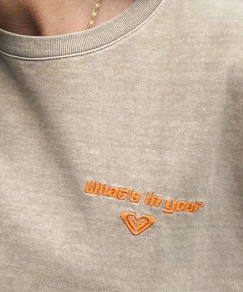 ROXY（ロキシー）の「ONE MORE/ロキシードロップショルダー半袖Tシャツ（Tシャツ/カットソー・レディース・ナチュラル/ブラック/ベージュ/パープル・SMALL/MEDIUM/LARGE）」の17枚目の写真