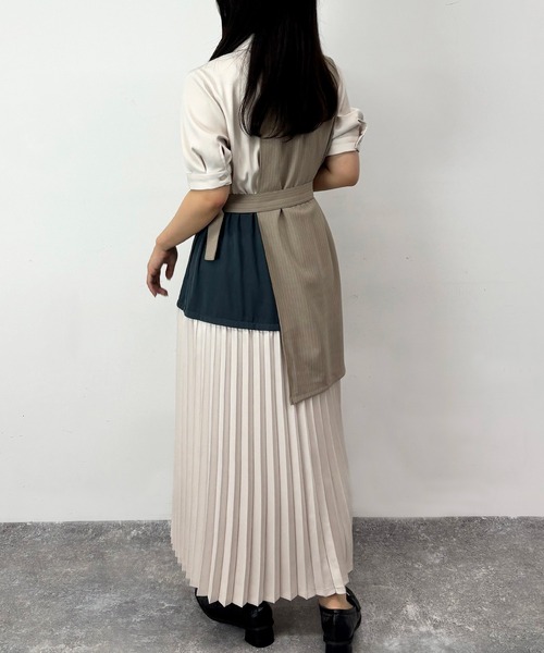 NICOLE CLUB（ニコル　クラブ）の「ジレドッキングワンピース（ワンピース・レディース・サックスブルー/オフホワイト/グレー・MEDIUM）」の6枚目の写真