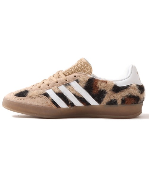 adidas(アディダス)の「adidas GAZELLE INDOOR atmos pink / アディダス ガゼル インドア アトモス ピンク【SP】(スニーカー・レディース・ブラウン・30.0cm/29.0cm/28.5cm/28.0cm/27.5cm/27.0cm/26.5cm/26.0cm/25.5cm/25.0cm/24.5cm/24.0cm/23.5cm/23.0cm/22.5cm)」の4枚目の写真