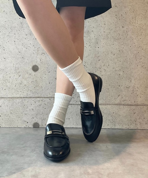 Jeffrey Campbell(ジェフリーキャンベル)の「ビット付コインローファー(ローファー・レディース・ブラック/ブラウン/ブラウン系その他・35/36/37/38/39)」の5枚目の写真