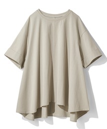 IEDIT | ＩＥＤＩＴ　ラウンドヘムが涼やかにゆれる　汗じみ軽減加工のＡラインカットソートップス(Tシャツ/カットソー)