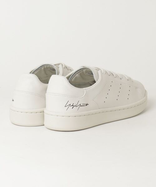 Y-3（ワイスリー）の「Y-3 STAN SMITH（スニーカー・メンズ・グレー系その他・25.5cm/26.0cm/26.5cm/27.0cm/27.5cm/28.0cm/28.5cm/22.5cm/23.0cm/23.5cm/24.0cm/24.5cm/29.5cm/25.0cm/29.0cm）」の4枚目の写真