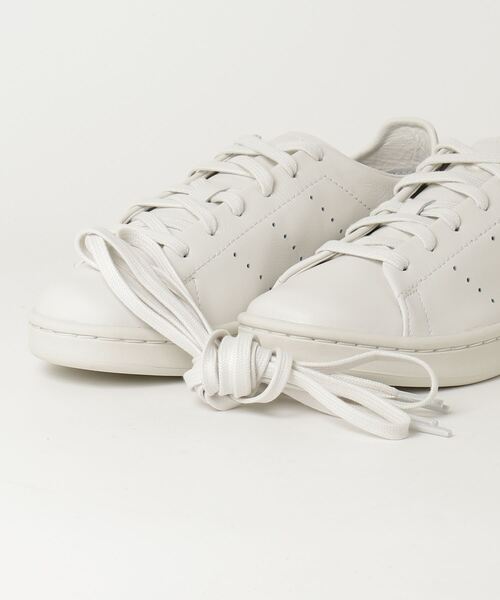 Y-3（ワイスリー）の「Y-3 STAN SMITH（スニーカー・メンズ・グレー系その他・25.5cm/26.0cm/26.5cm/27.0cm/27.5cm/28.0cm/28.5cm/22.5cm/23.0cm/23.5cm/24.0cm/24.5cm/29.5cm/25.0cm/29.0cm）」の6枚目の写真