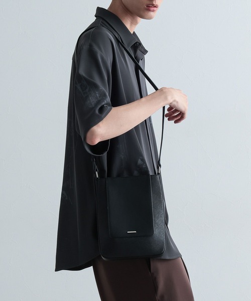 HARE（ハレ）の「3DショルダーBAG(HARE)（ショルダーバッグ・メンズ・ブラック・FREE）」の3枚目の写真