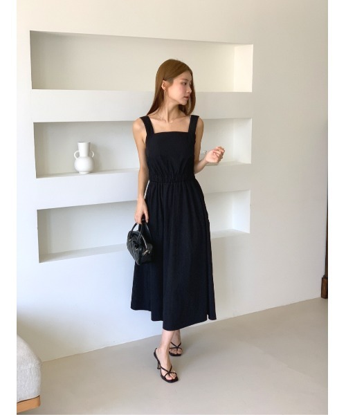 MINS MINIS(ミンスミニス)の「スクエアネックノースリーブAラインワンピース(ワンピース・レディース・ブラック・FREE)」の17枚目の写真