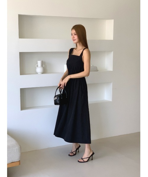 MINS MINIS(ミンスミニス)の「スクエアネックノースリーブAラインワンピース(ワンピース・レディース・ブラック・FREE)」の14枚目の写真