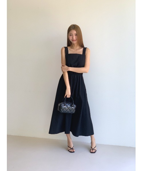 MINS MINIS(ミンスミニス)の「スクエアネックノースリーブAラインワンピース(ワンピース・レディース・ブラック・FREE)」の9枚目の写真