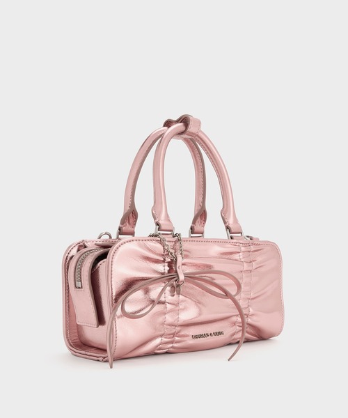 CHARLES & KEITH（チャールズ & キース）の「Kadee ケーディー メタリックルーシュドボウチャームボウリングバッグ（トートバッグ・レディース・ピンク系その他/ダークブラウン系1・S）」の7枚目の写真