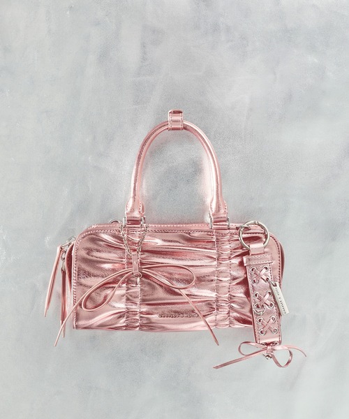 CHARLES & KEITH（チャールズ & キース）の「Kadee ケーディー メタリックルーシュドボウチャームボウリングバッグ（トートバッグ・レディース・ピンク系その他/ダークブラウン系1・S）」の21枚目の写真