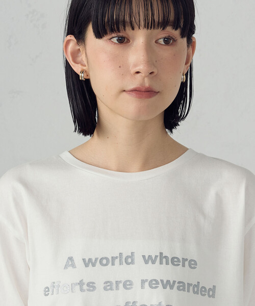 COMME CA ISM(コムサイズム)の「グリッター ロゴTシャツ(Tシャツ/カットソー・レディース・ブラック/サックスブルー/ホワイト/チャコール・MEDIUM/LARGE)」の19枚目の写真
